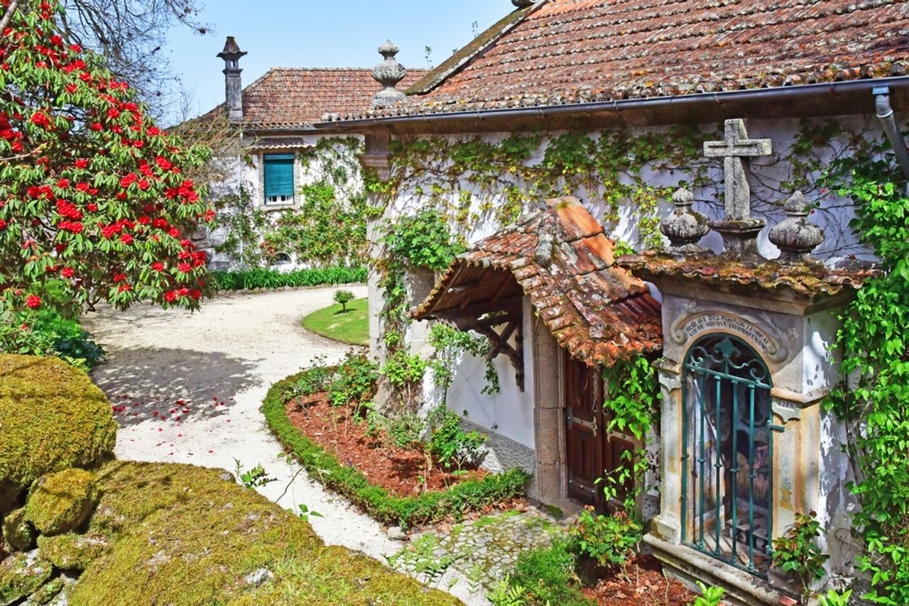 Shore excursion image of Quinta da Aveleda – The Green Wine Estate & its Gardens